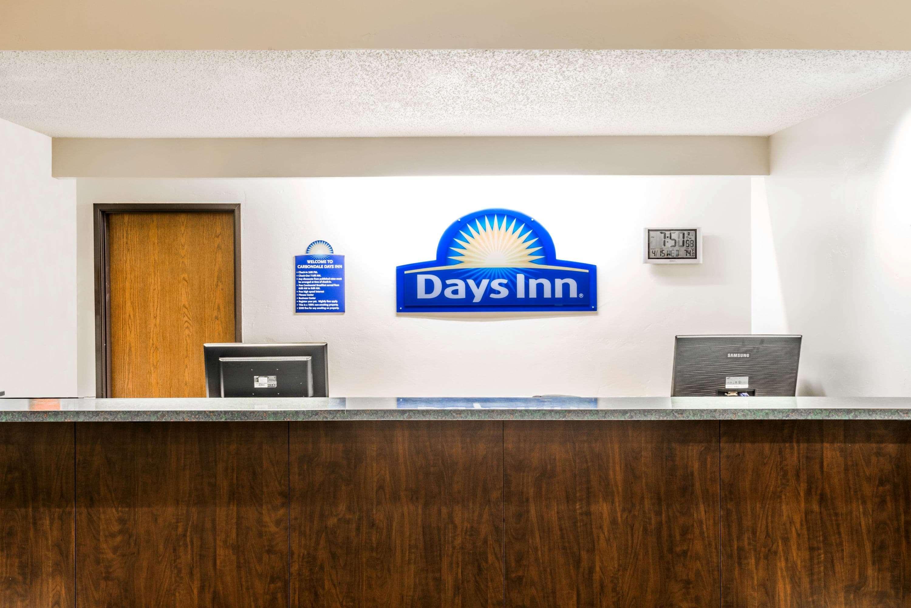 Days Inn By Wyndham Carbondale Luaran gambar