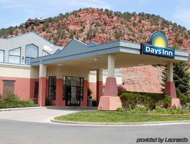 Days Inn By Wyndham Carbondale Luaran gambar