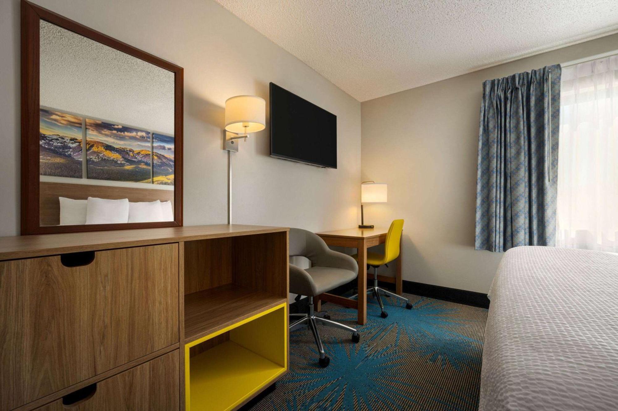 Days Inn By Wyndham Carbondale Luaran gambar
