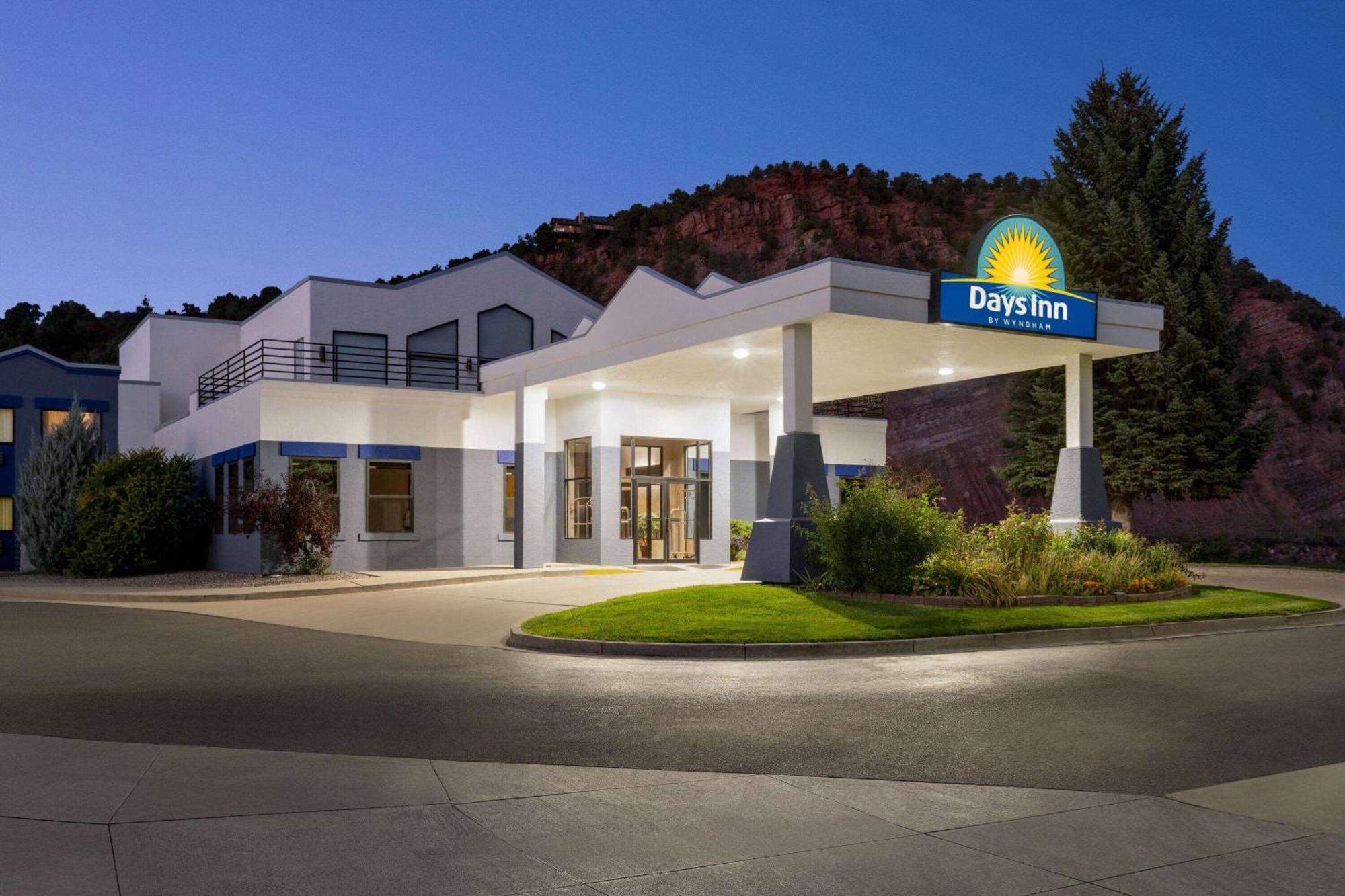 Days Inn By Wyndham Carbondale Luaran gambar